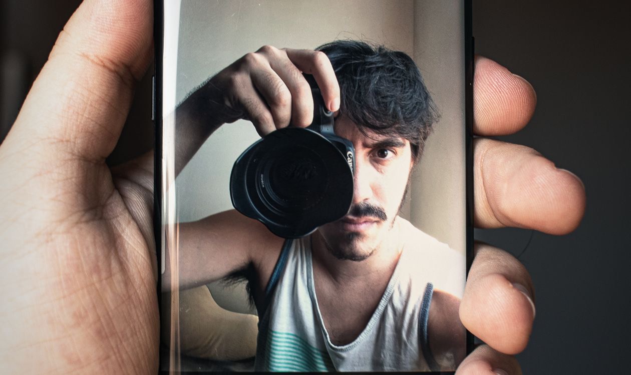 Foto profilo dating app: cosa funziona (dati, non opinioni)